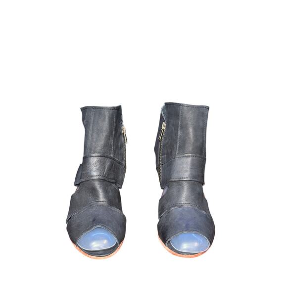 Free People Effie Black Leather Peep Toe Heel Booties size 38 euro - Picture 2 of 9